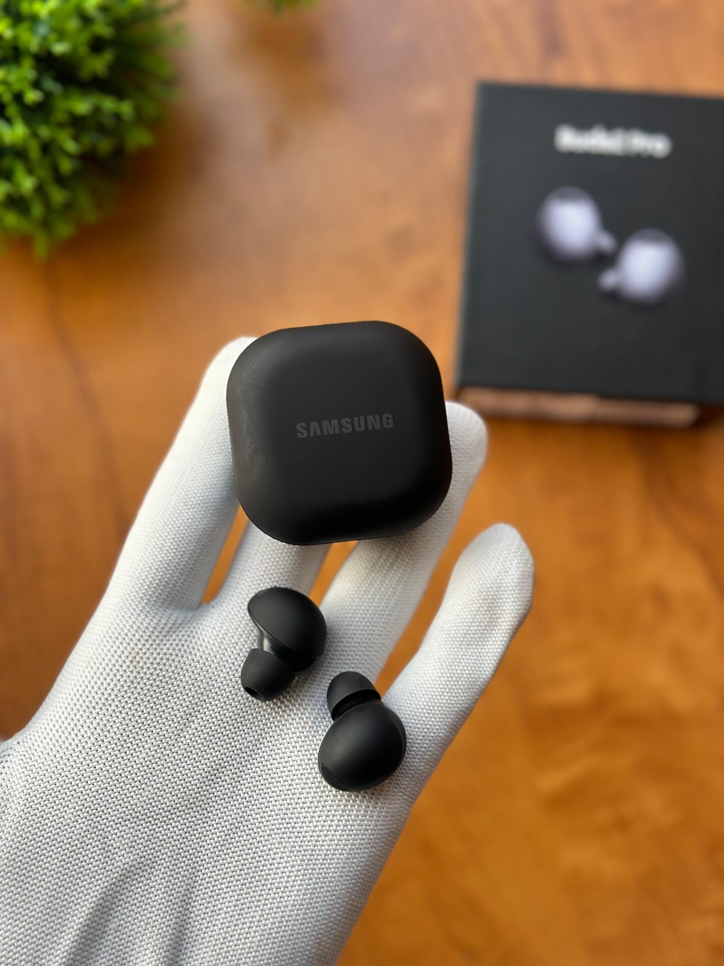 Ear Buds 2 Pro – Premium Wireless Earbuds