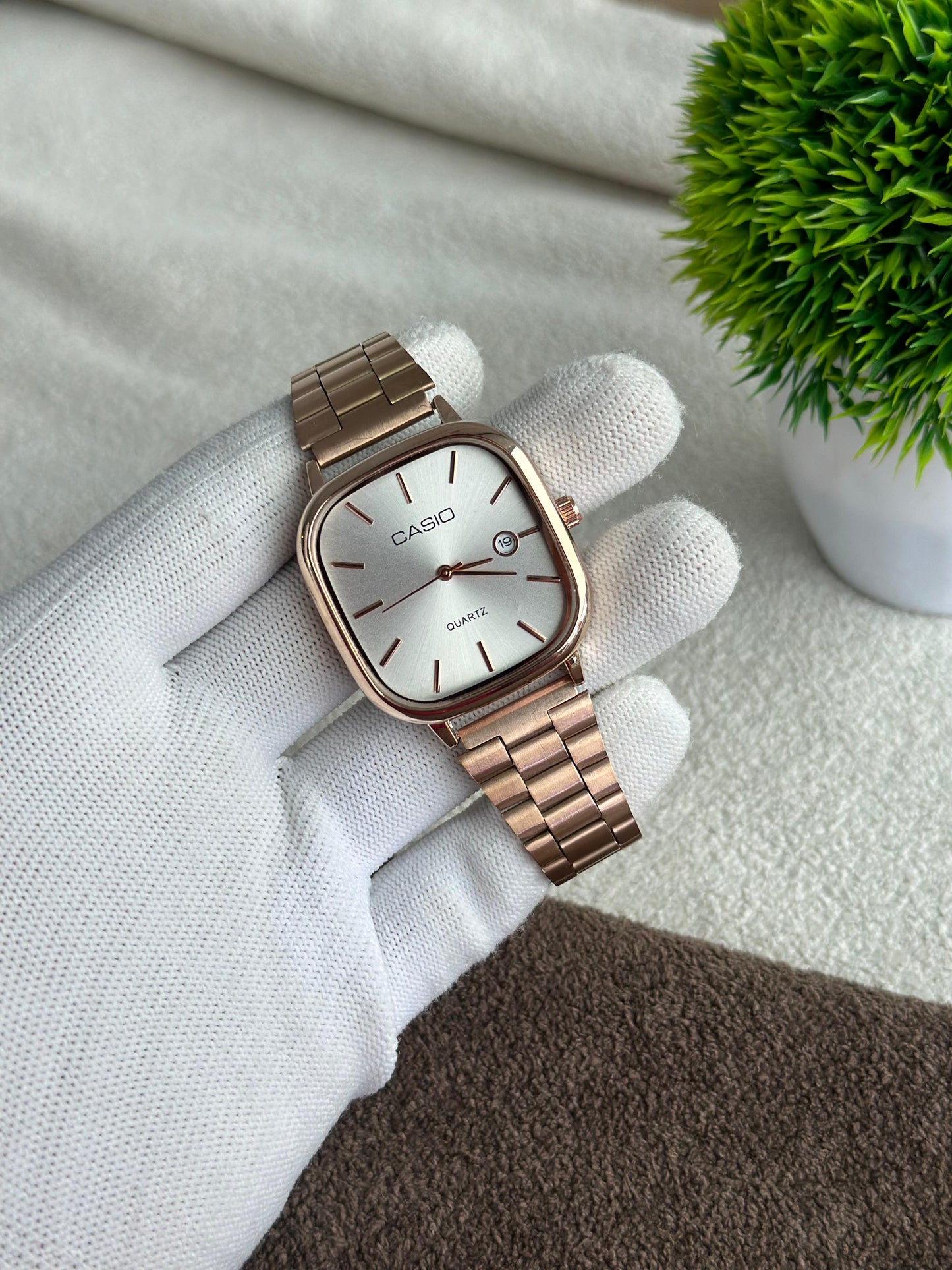 Autumn Metal Series – Premium Analog Timepiece