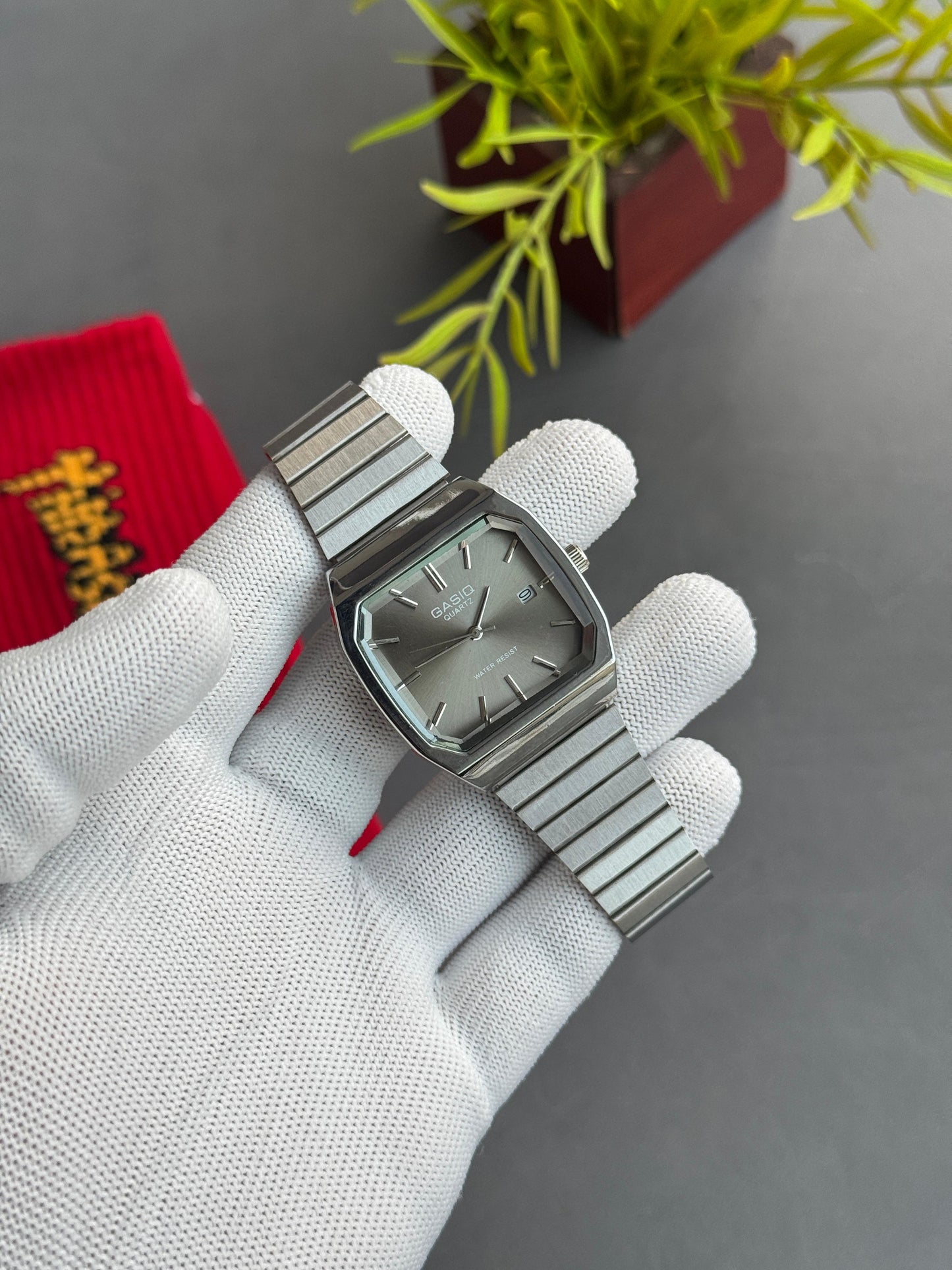 Premium Watch – New Color Edition