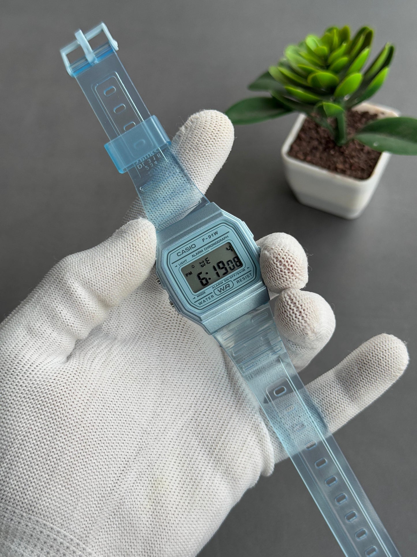 F91 – Best-Selling Classic Digital Watch