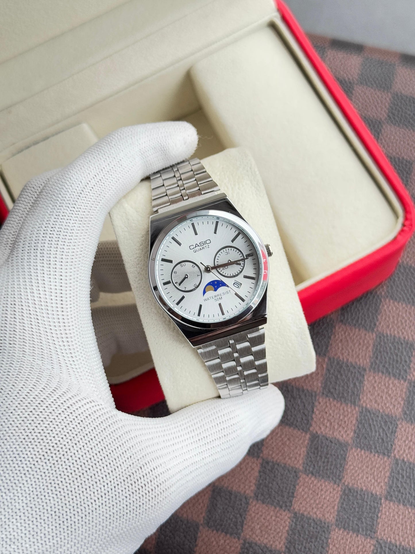 Autumn Metal Round – Premium Analog Watch
