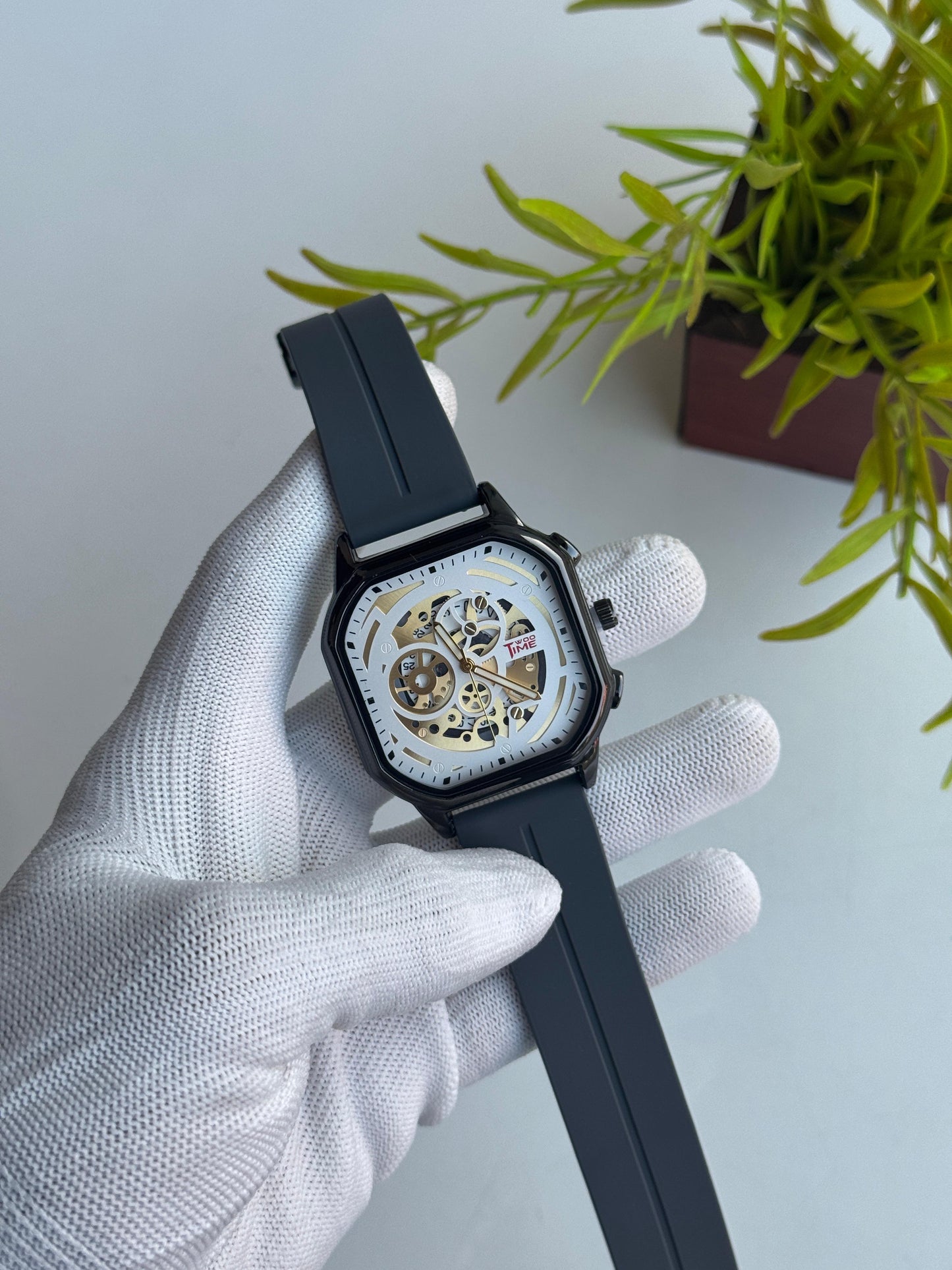 Fresh Drop – New Color Budget Timepiece