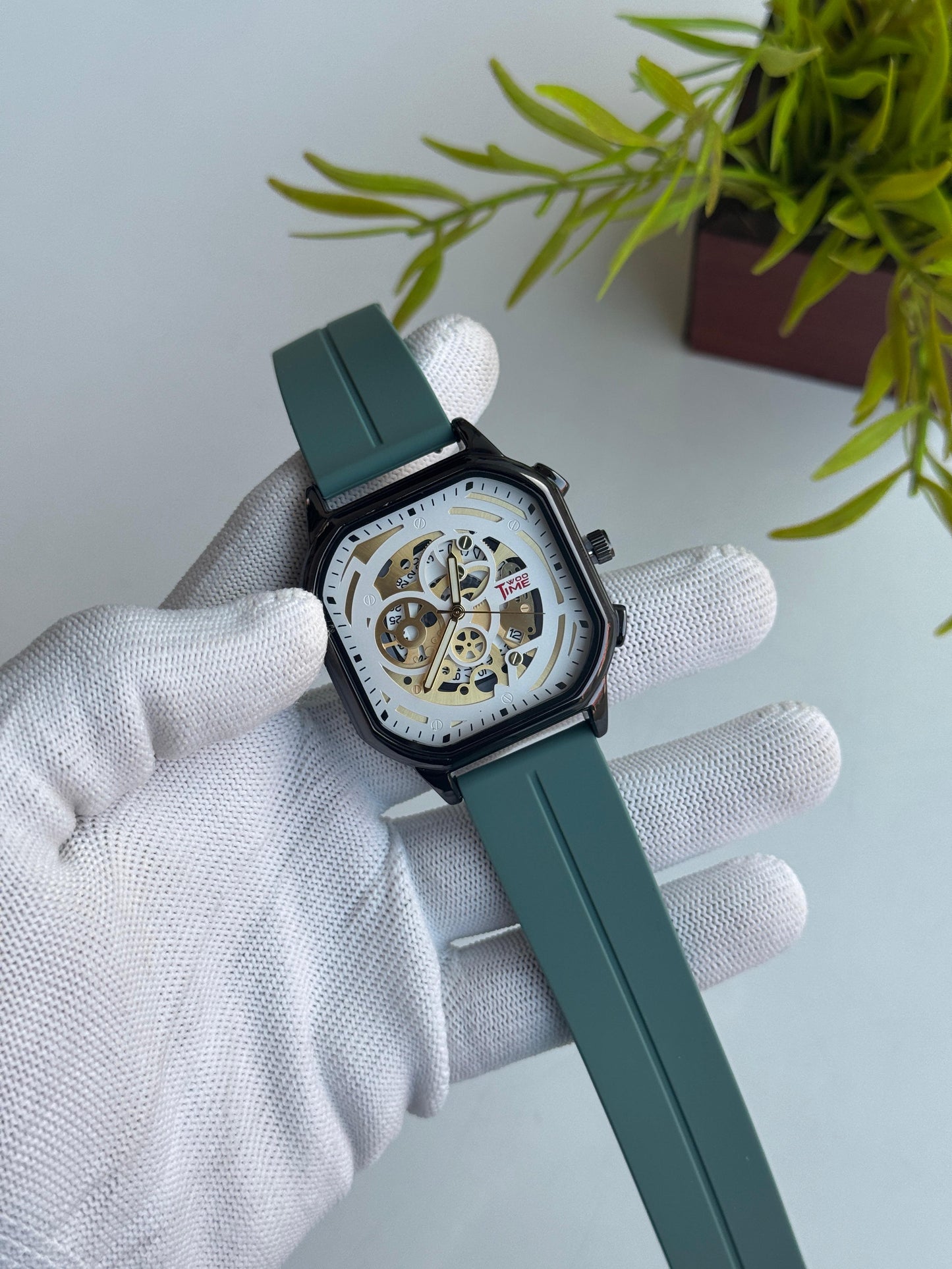 Fresh Drop – New Color Budget Timepiece