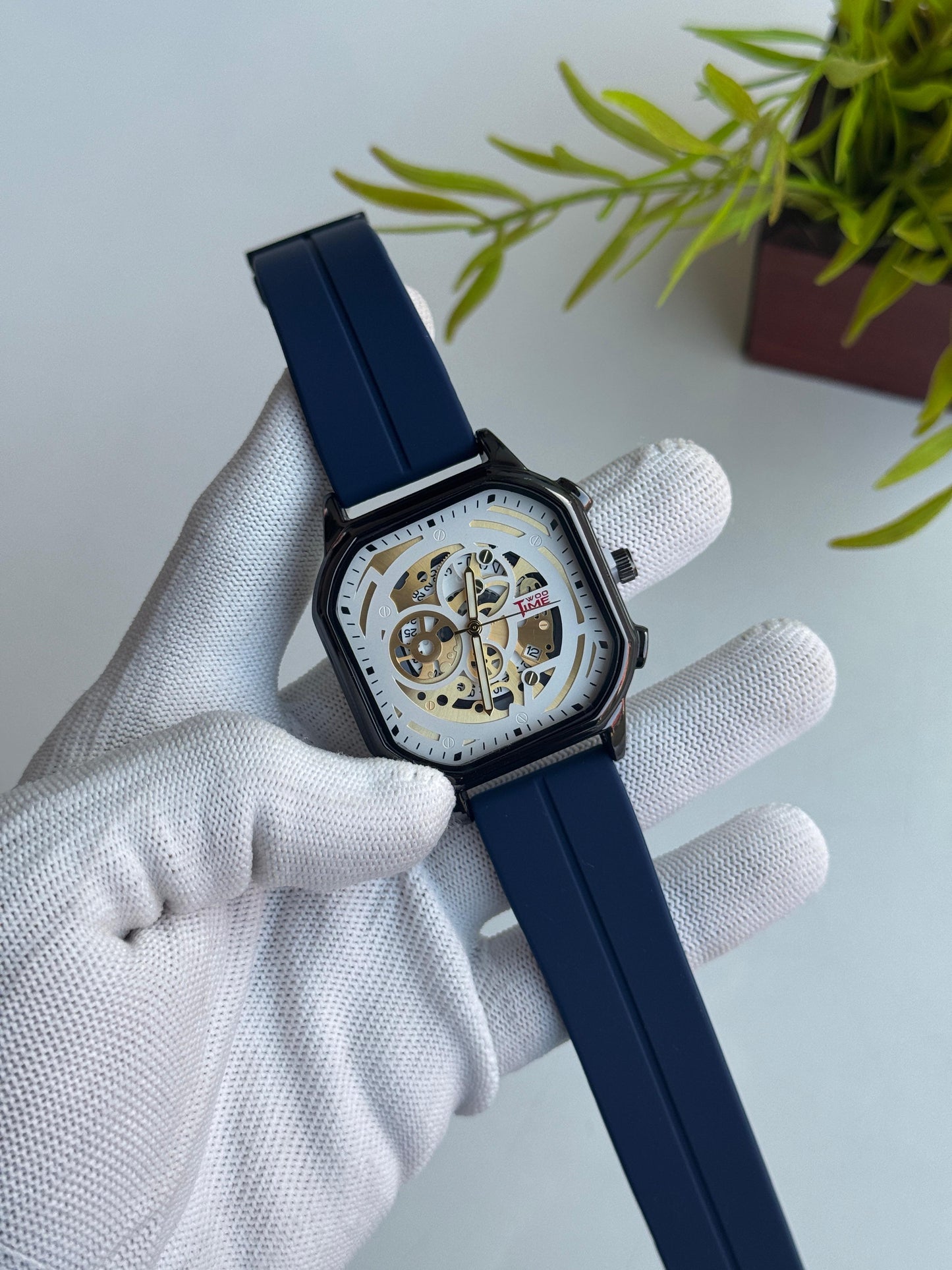 Fresh Drop – New Color Budget Timepiece
