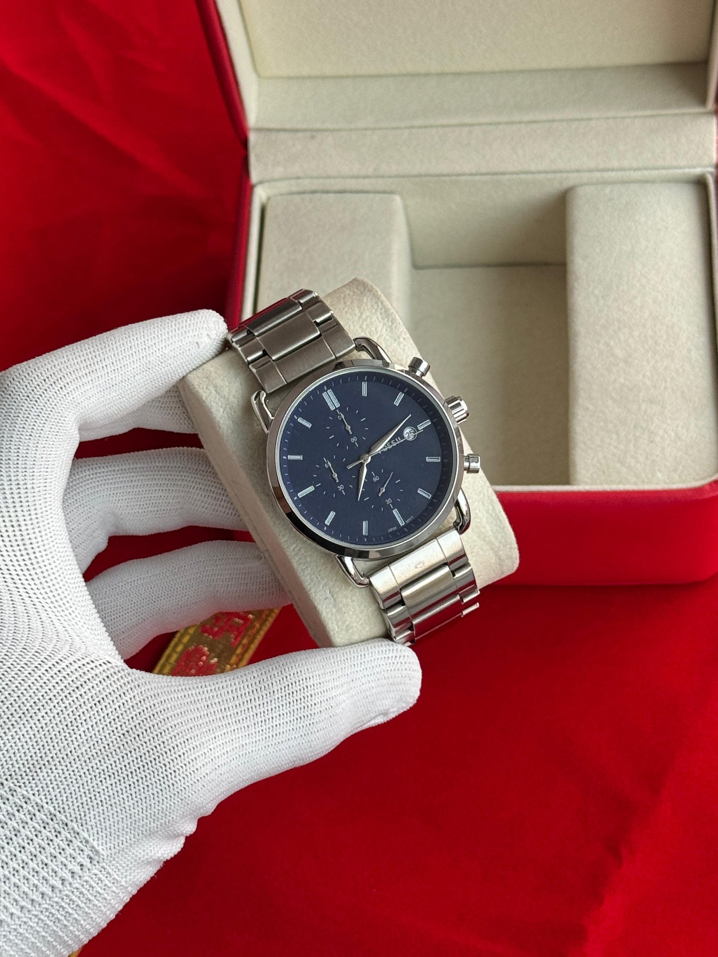 Fossil The Commuter – Minimalist Chronograph Watch for Men